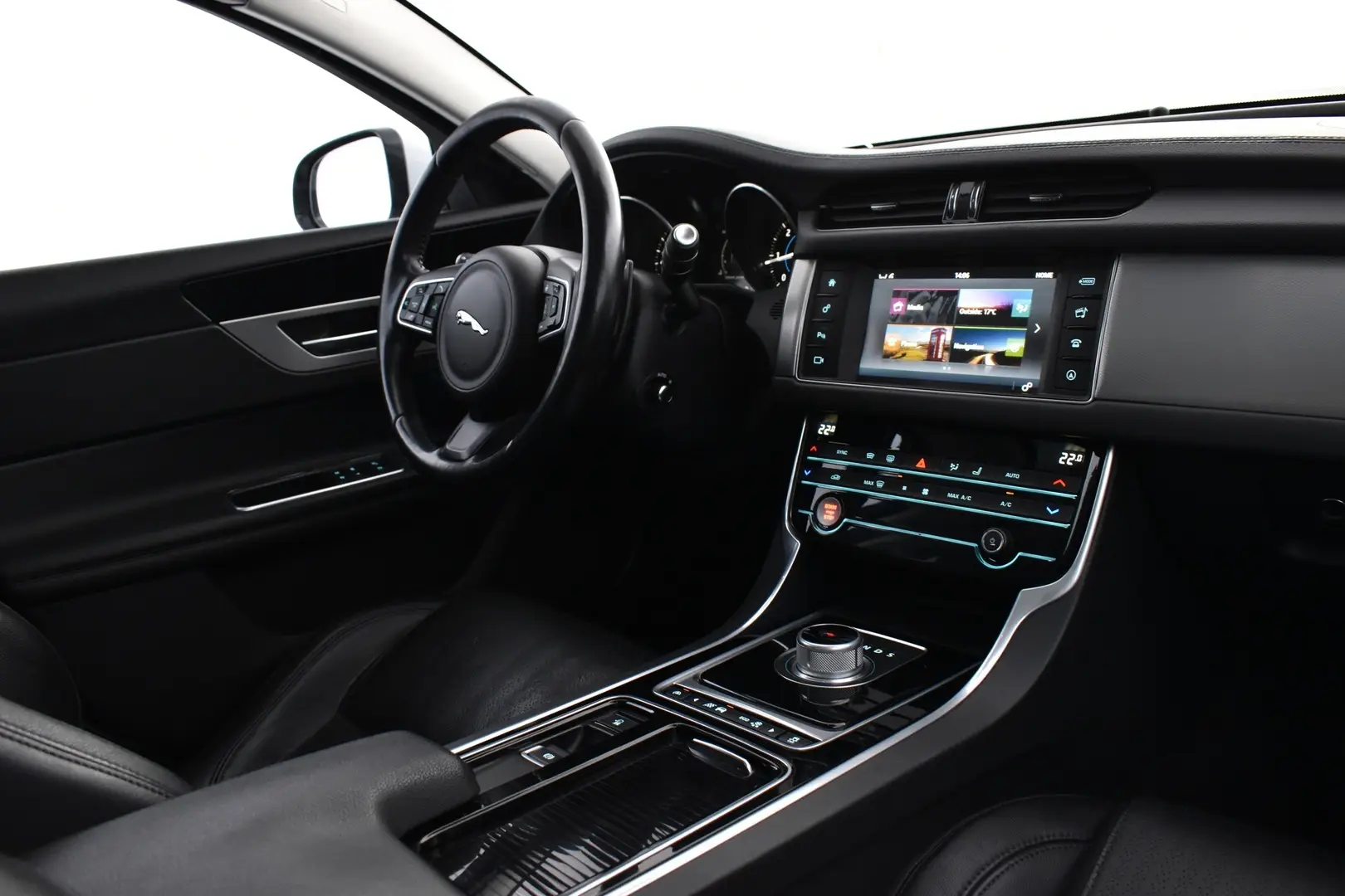 Car Image - 6A8rH248eLAH2W6Z7UYvFK