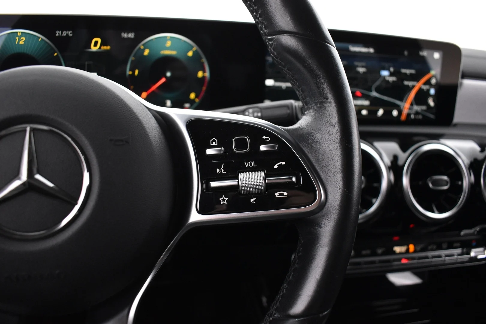 Car Image - 6r4VB2xQKkySJoKZxT8ItZ