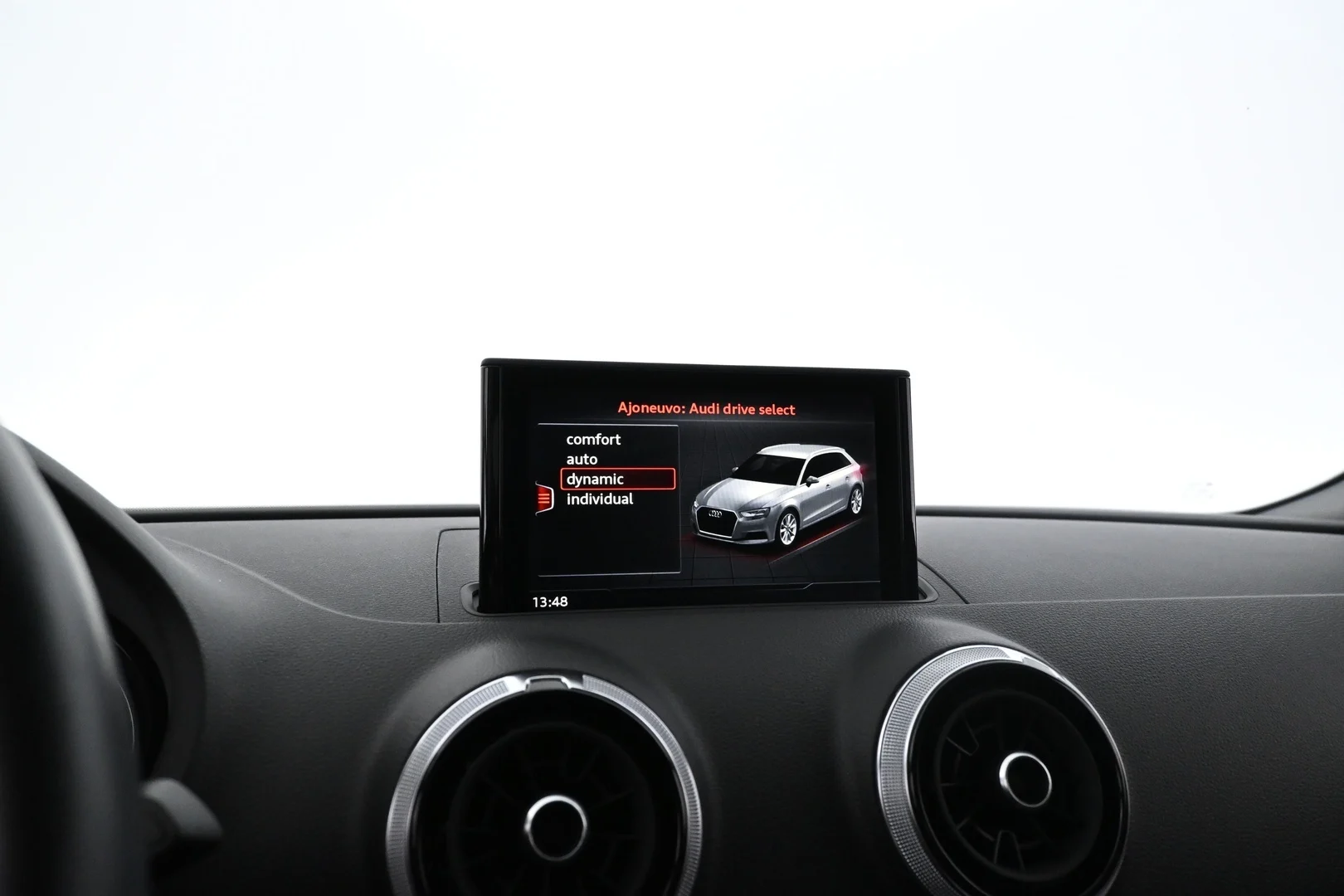 Car Image - 40KPs9uL8nx5aGBw9kv0Wl