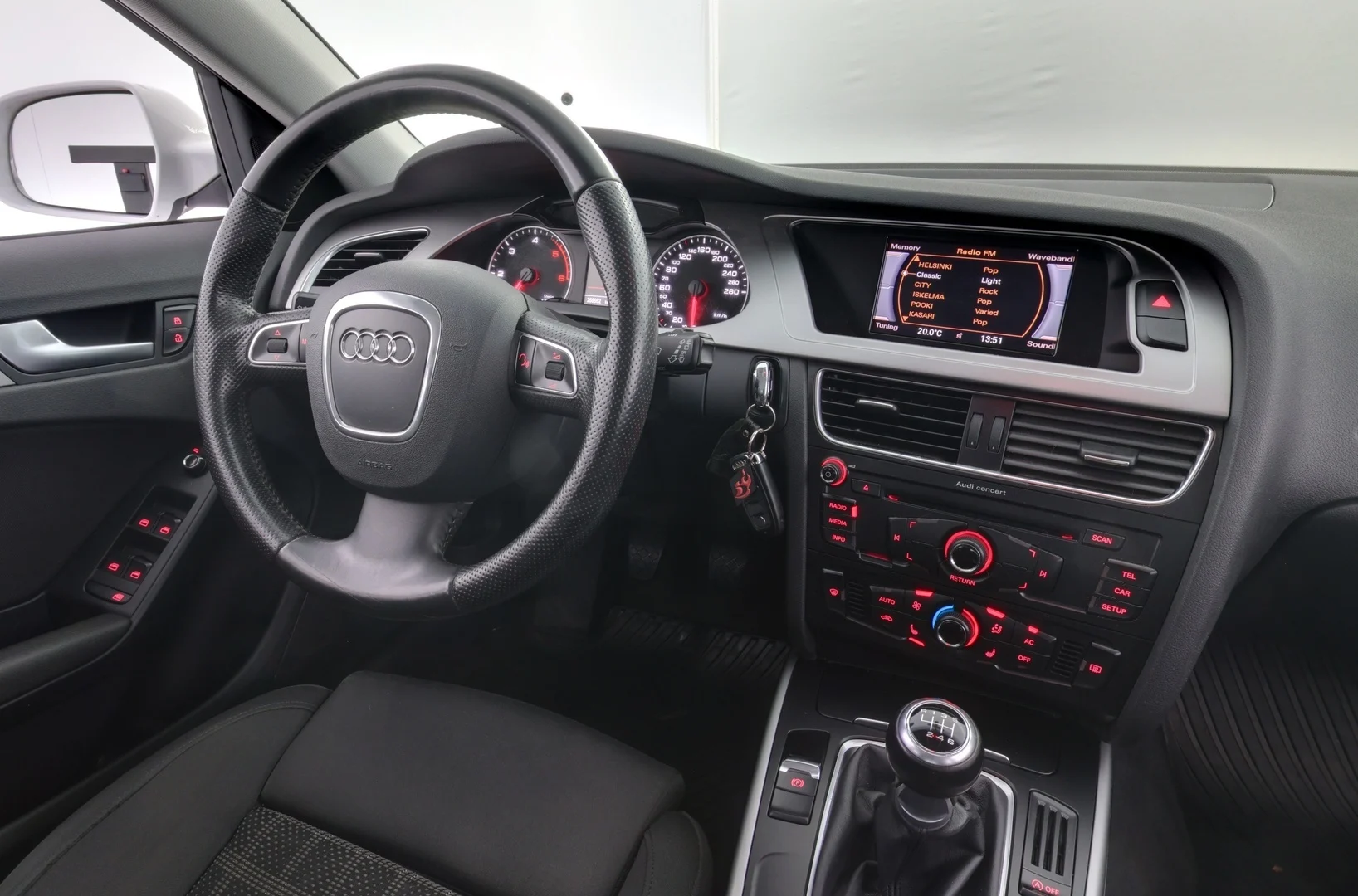 Car Image - 4u8eB38FqngN9qEi5p38Fd