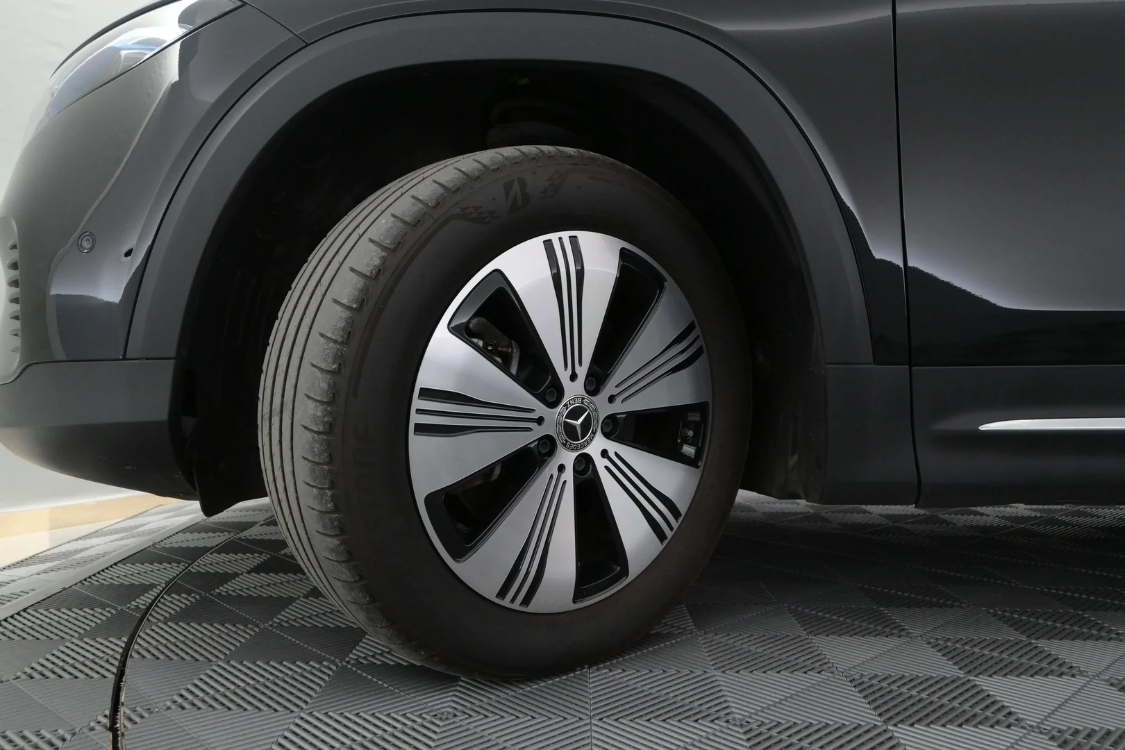 Car Image - 18CPAx3excHw56xBJOppj7