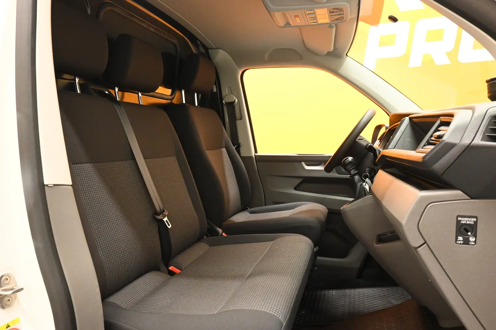 Car Image - 5CSUaYqk2ekdVpVtavY8Z2