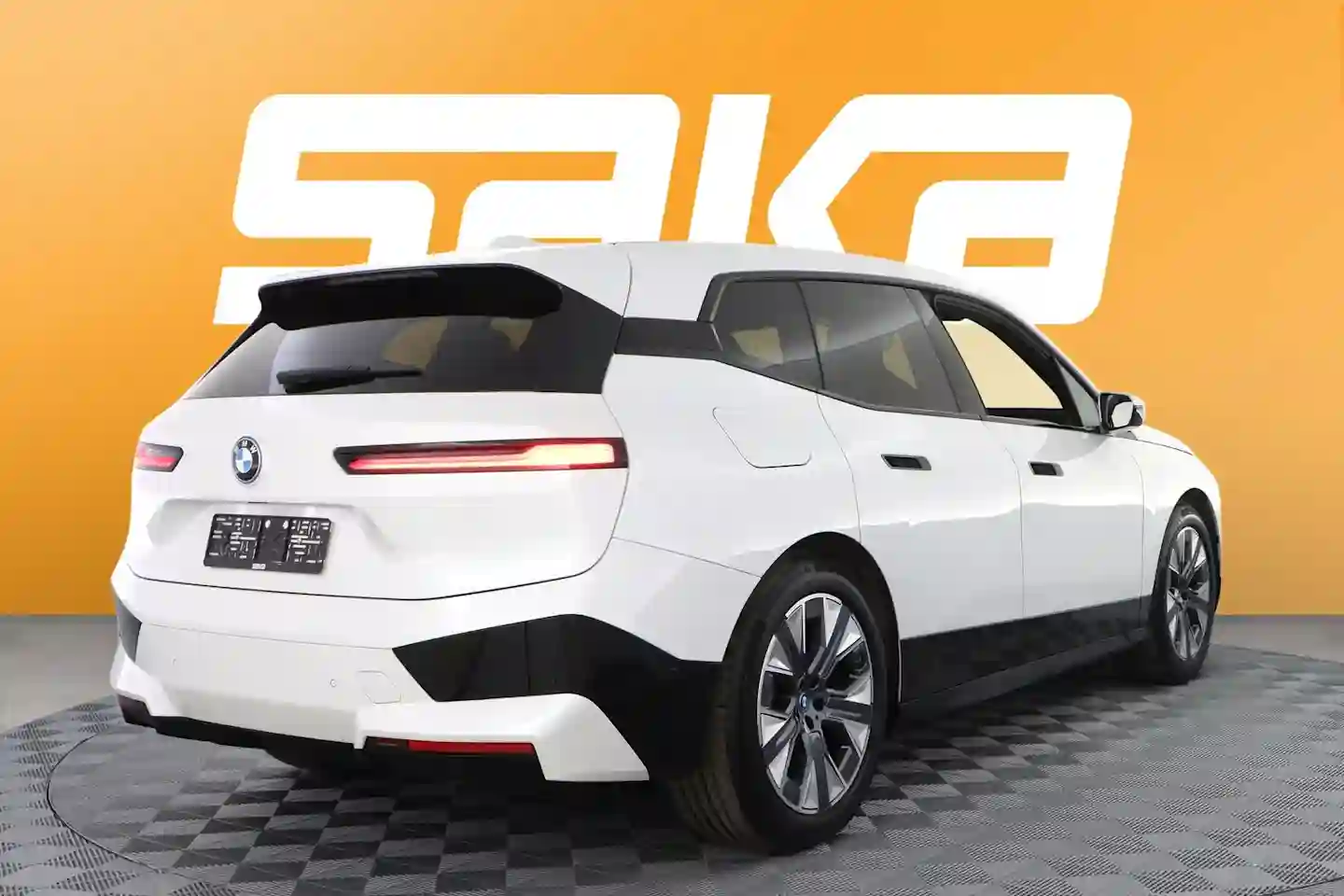 Car Image - N63FfwqNESULjJYM7nKS1