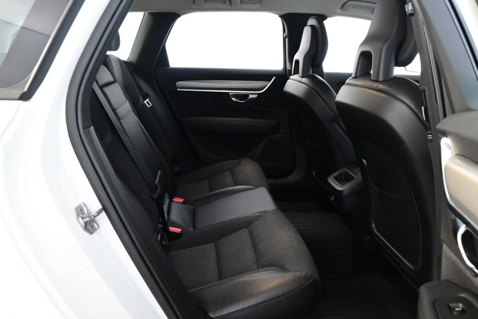 Car Image - 2yIBdJo8EcjguzW7sUepcl