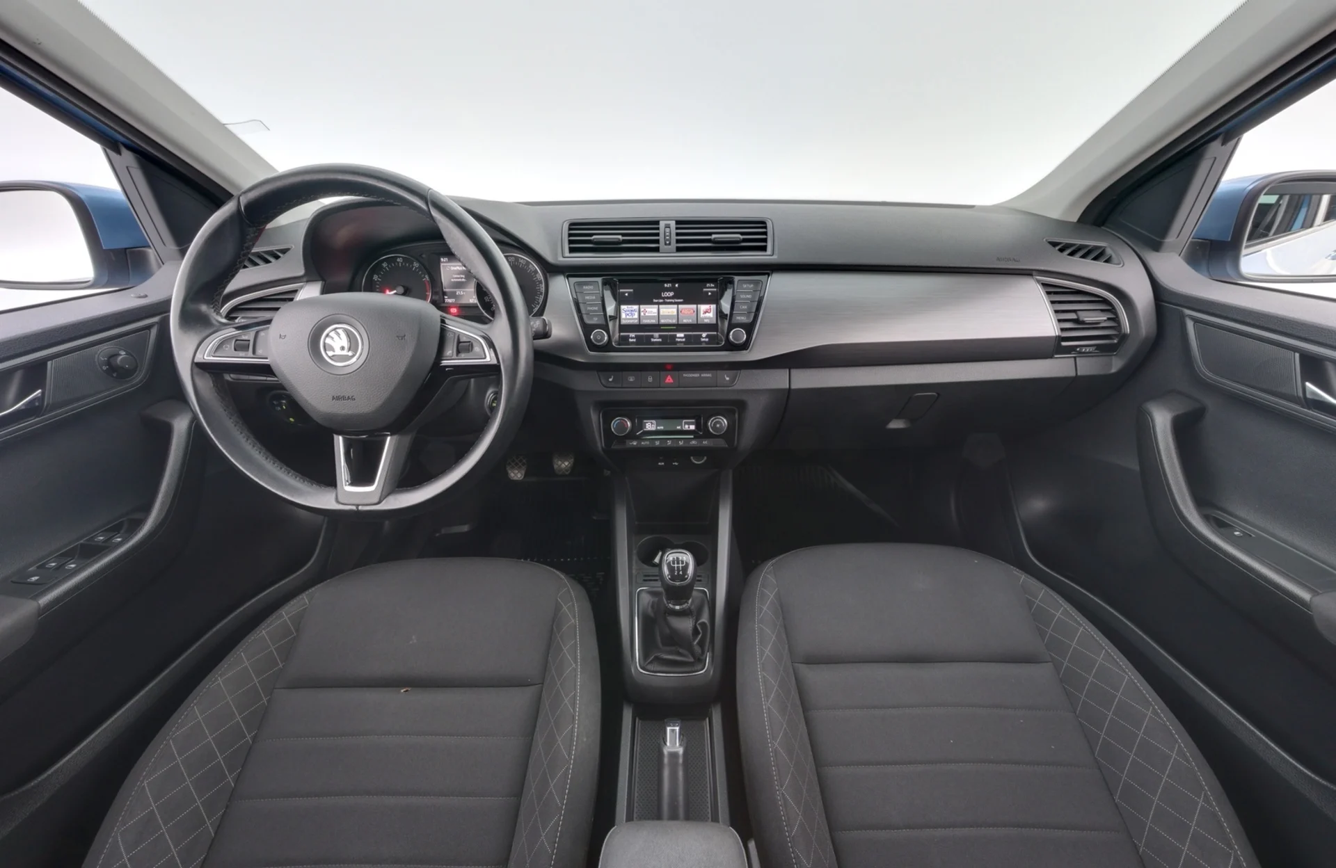 Car Image - 3cvpVPqRhIo4IOup9yXLoX