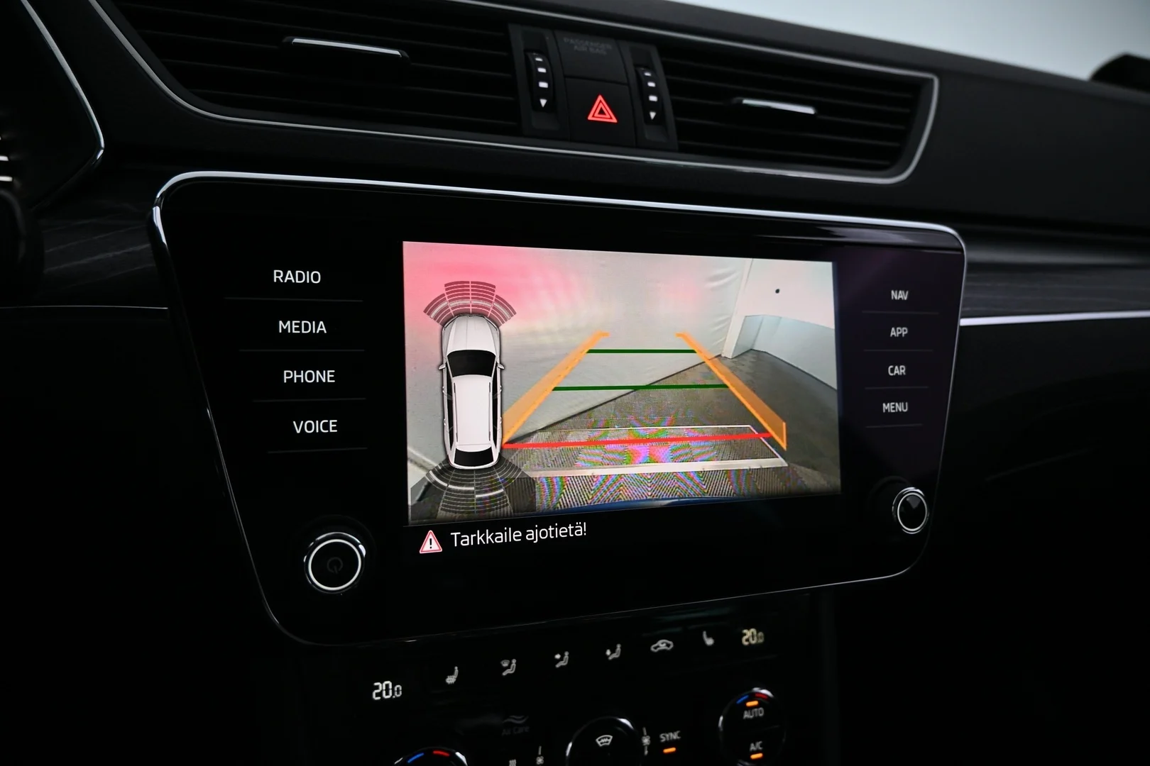Car Image - 5jxPgzfrXf9zCUWUj6dKwH