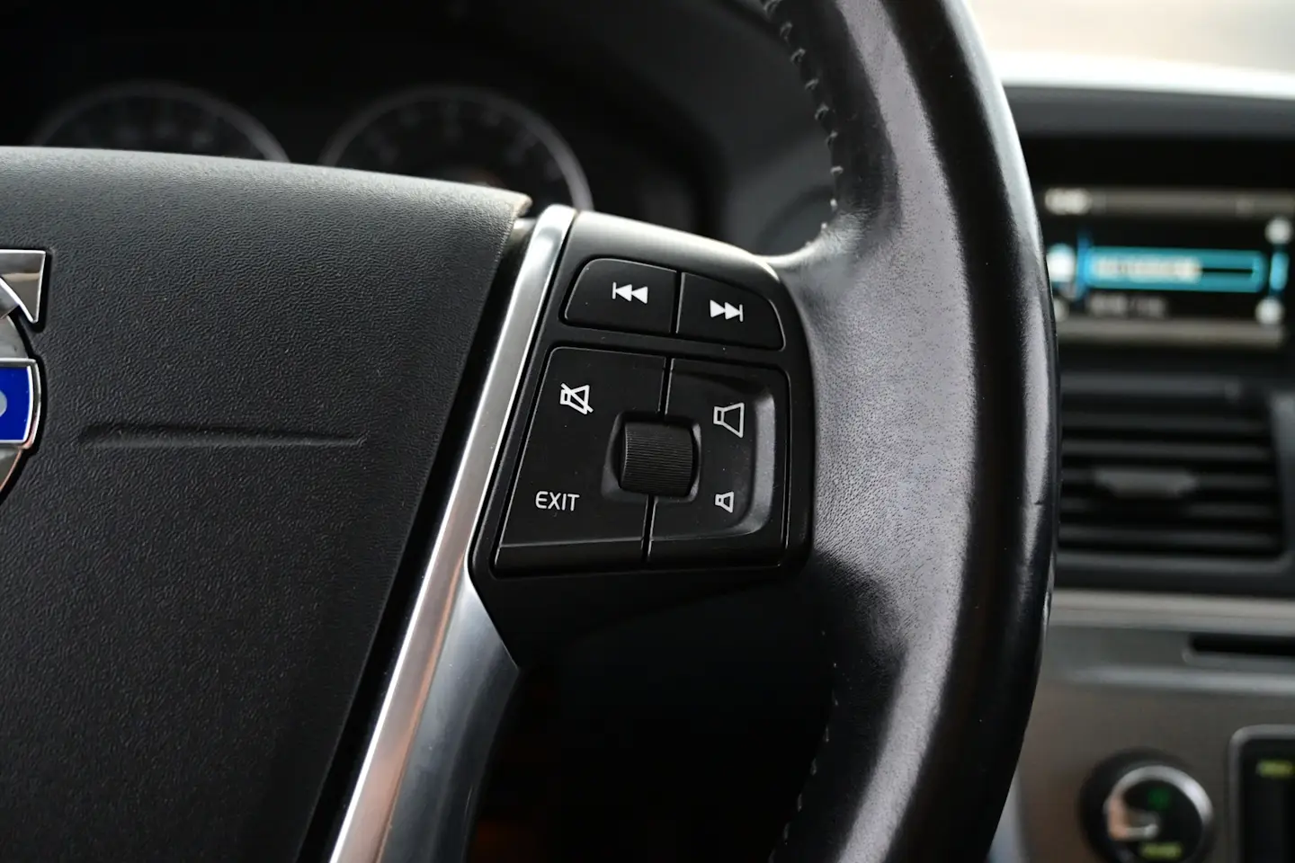 Car Image - sjExv0jxseicr3U6eN9uZ