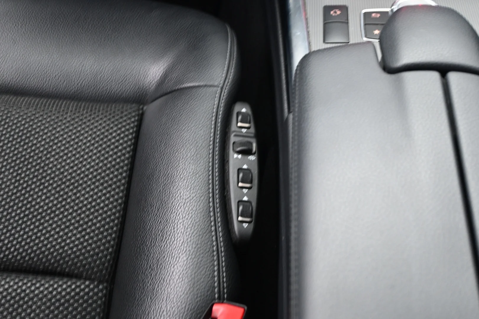Car Image - 6ePwjFwqWHgO4DUKHtkeII