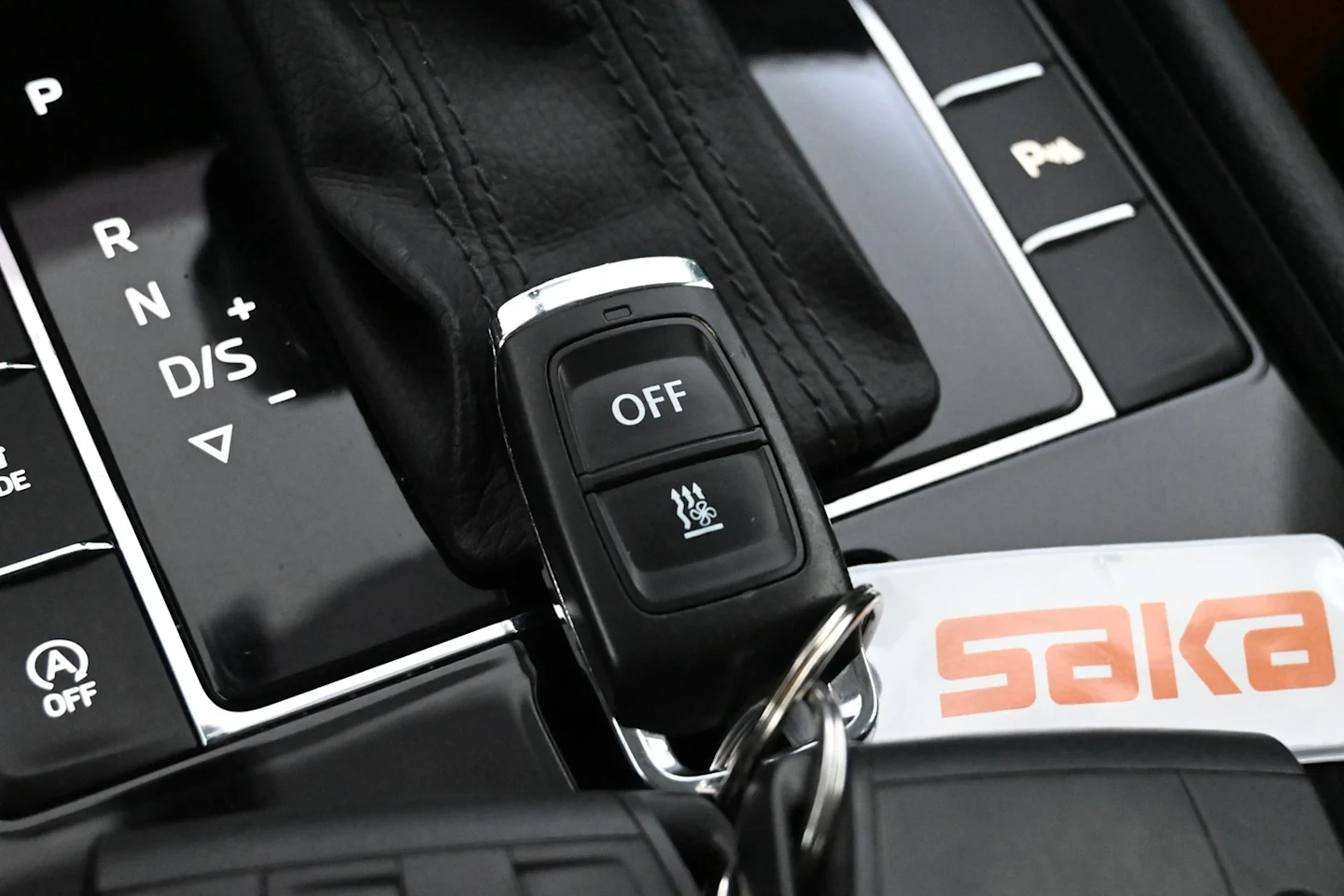 Car Image - 3pMDtqbL1vTjAJqYE414xb
