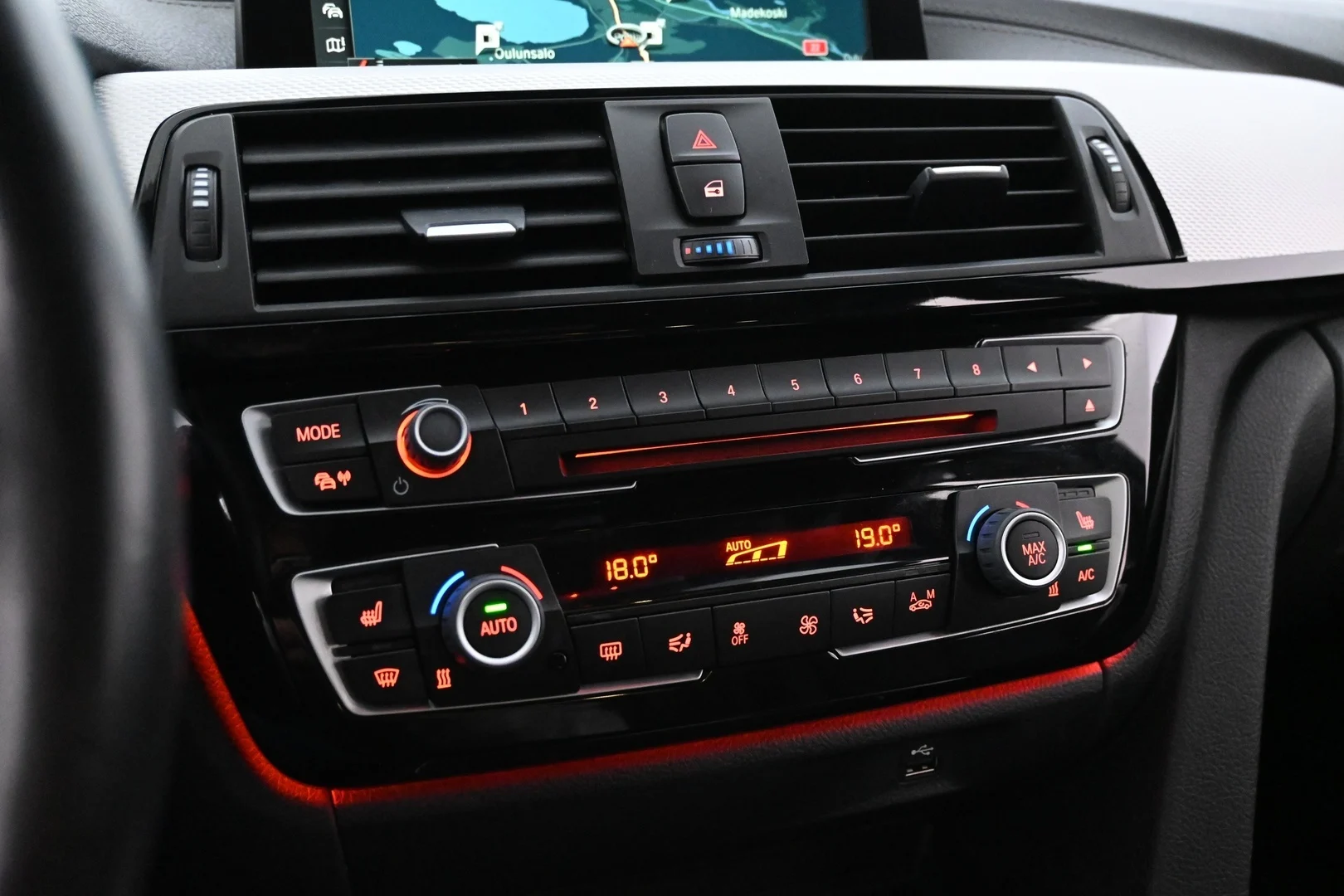 Car Image - 2nJloc3oncsZAq9yz3UApW