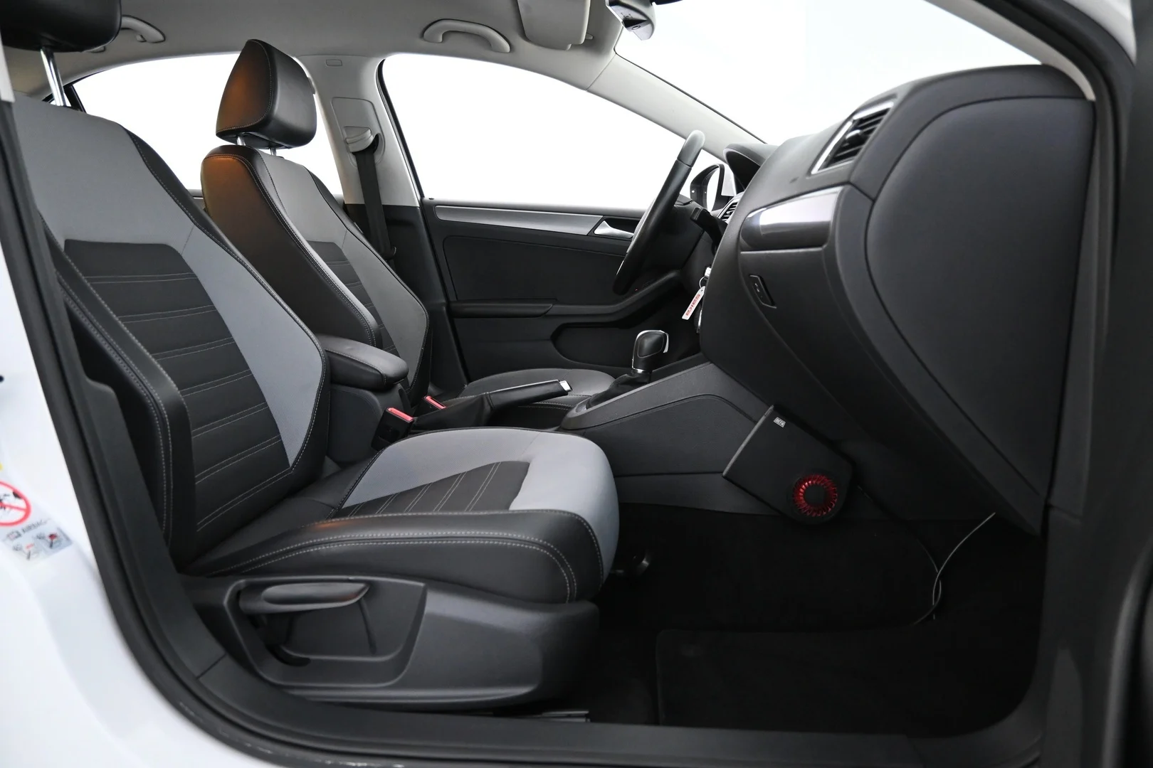 Car Image - 5kFV8JC0ij3tAlBCNCDoa3