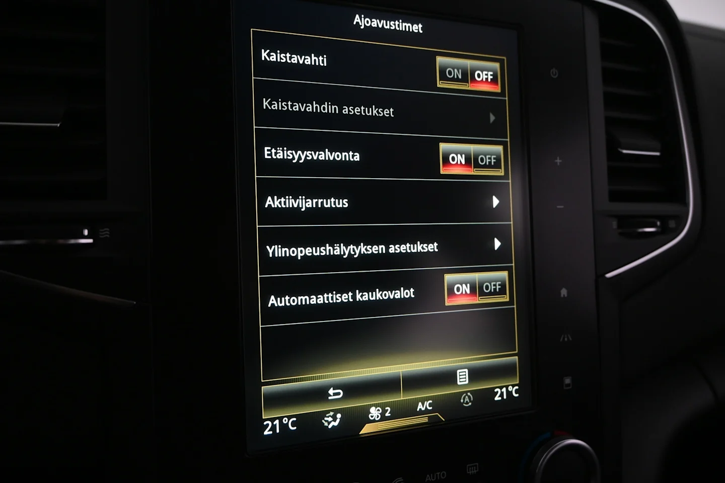 Car Image - 2yZ9HQBTSWHJ20FcsxNmt7