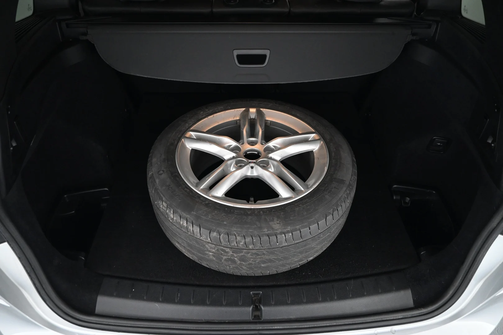 Car Image - 7kAjCBvOzkJc8vel7Rh8RM