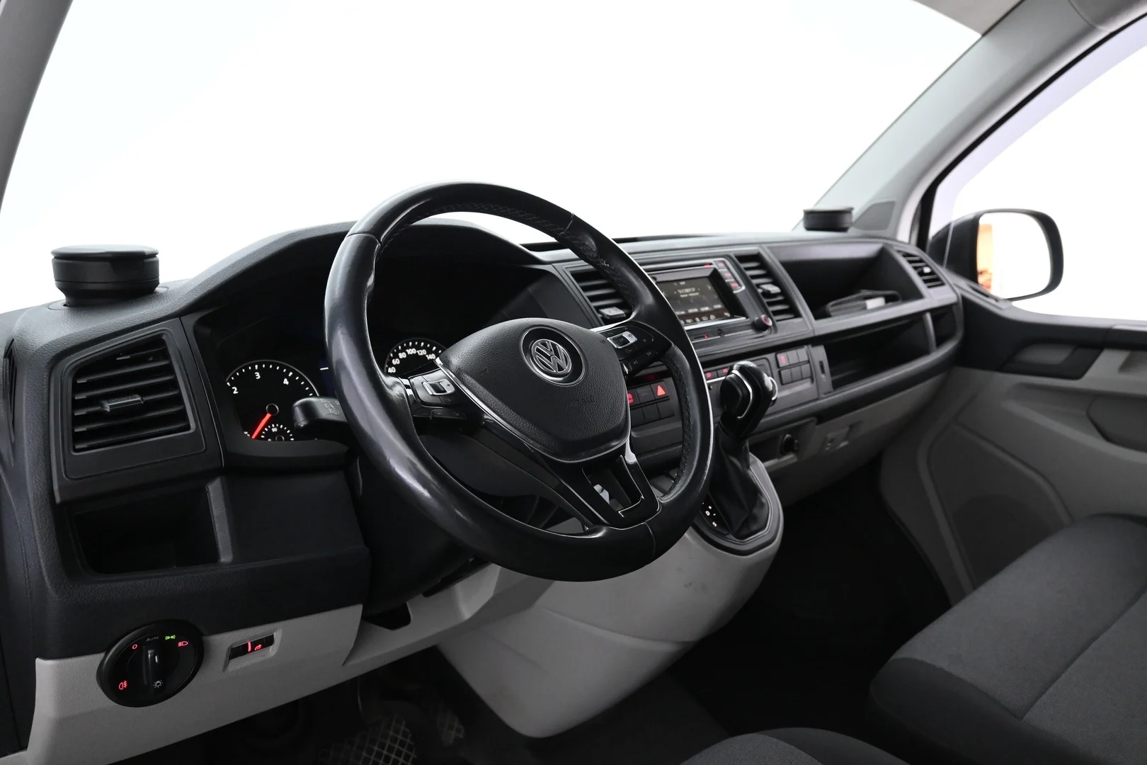 Car Image - 7nnIXOpYUIZTzbNh32Znvk