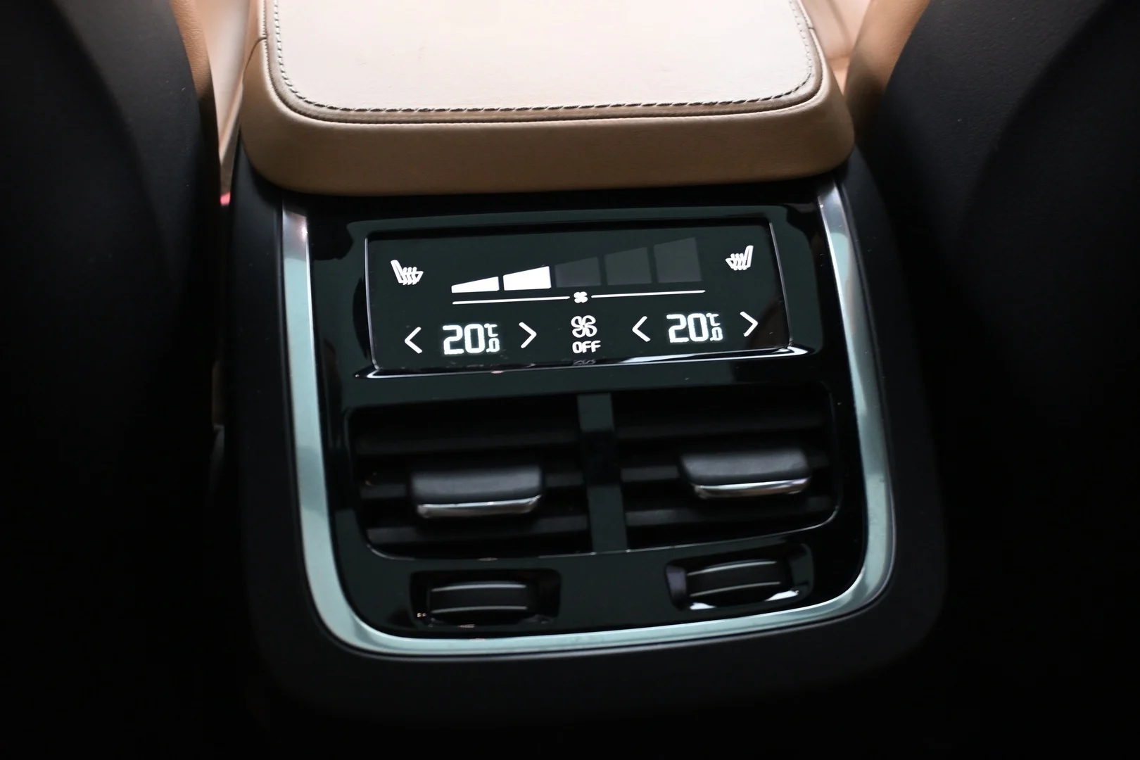 Car Image - 2kLJpdTRPefS0qQVbxAGRg