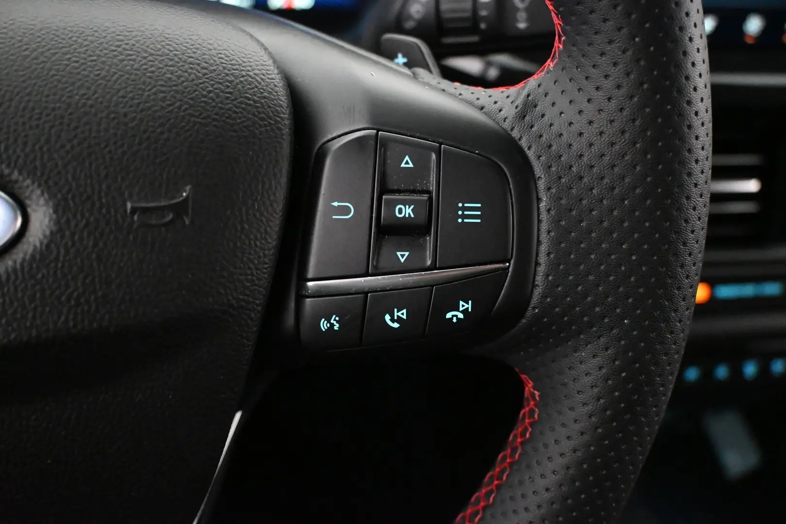 Car Image - 4MML5MdcpHuyxbd4XSNynE