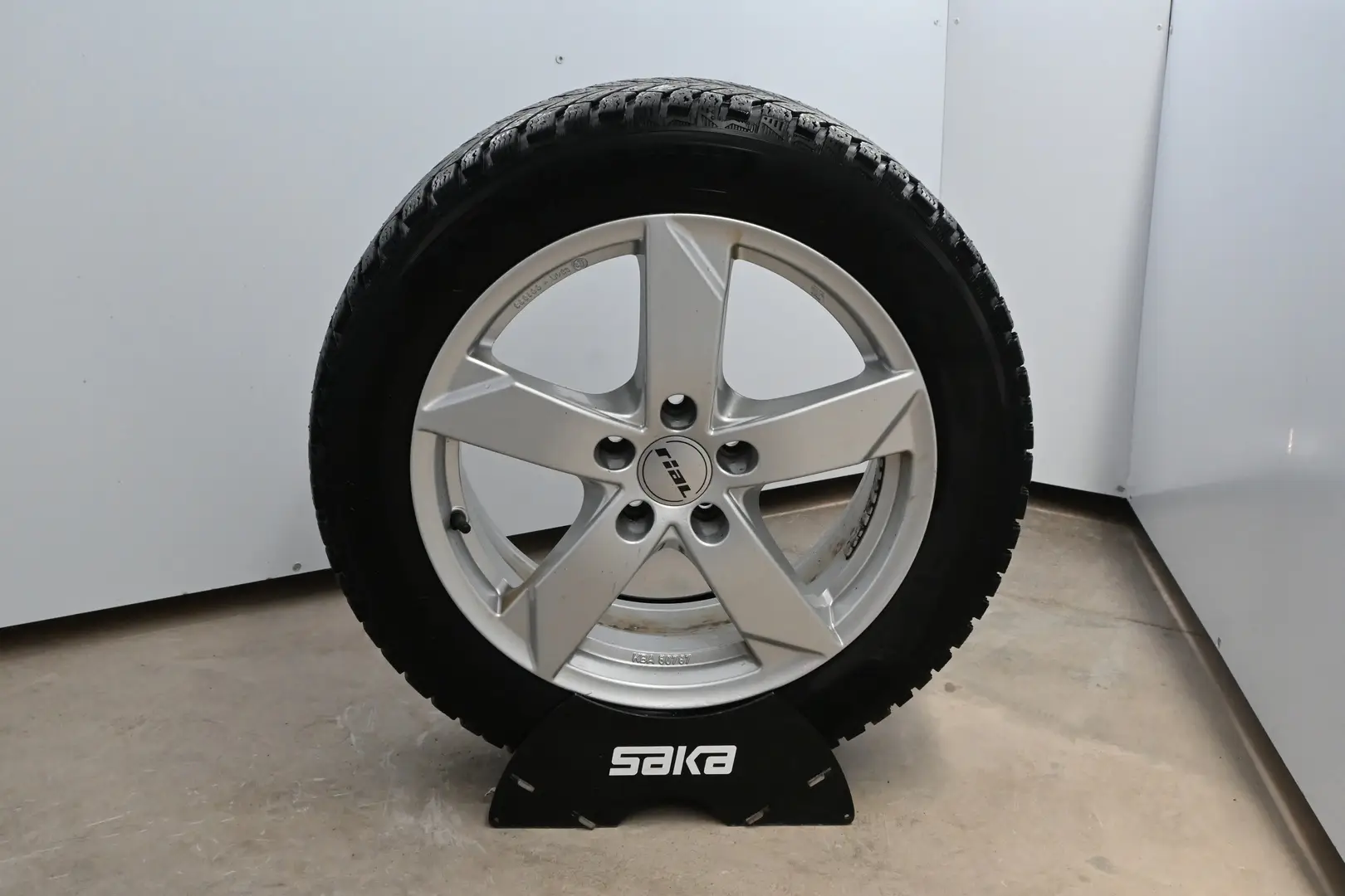 Car Image - 1s8Lp5xsFTsQOc0o3Y1yfH