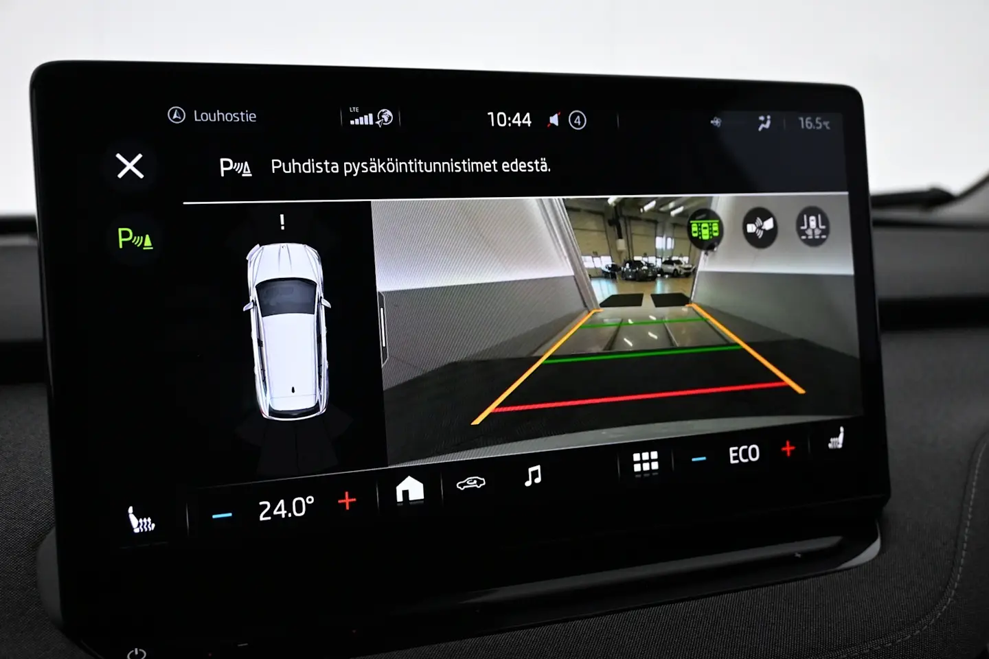 Car Image - 3b6N6TkxRVyVOzzWUcoWb6