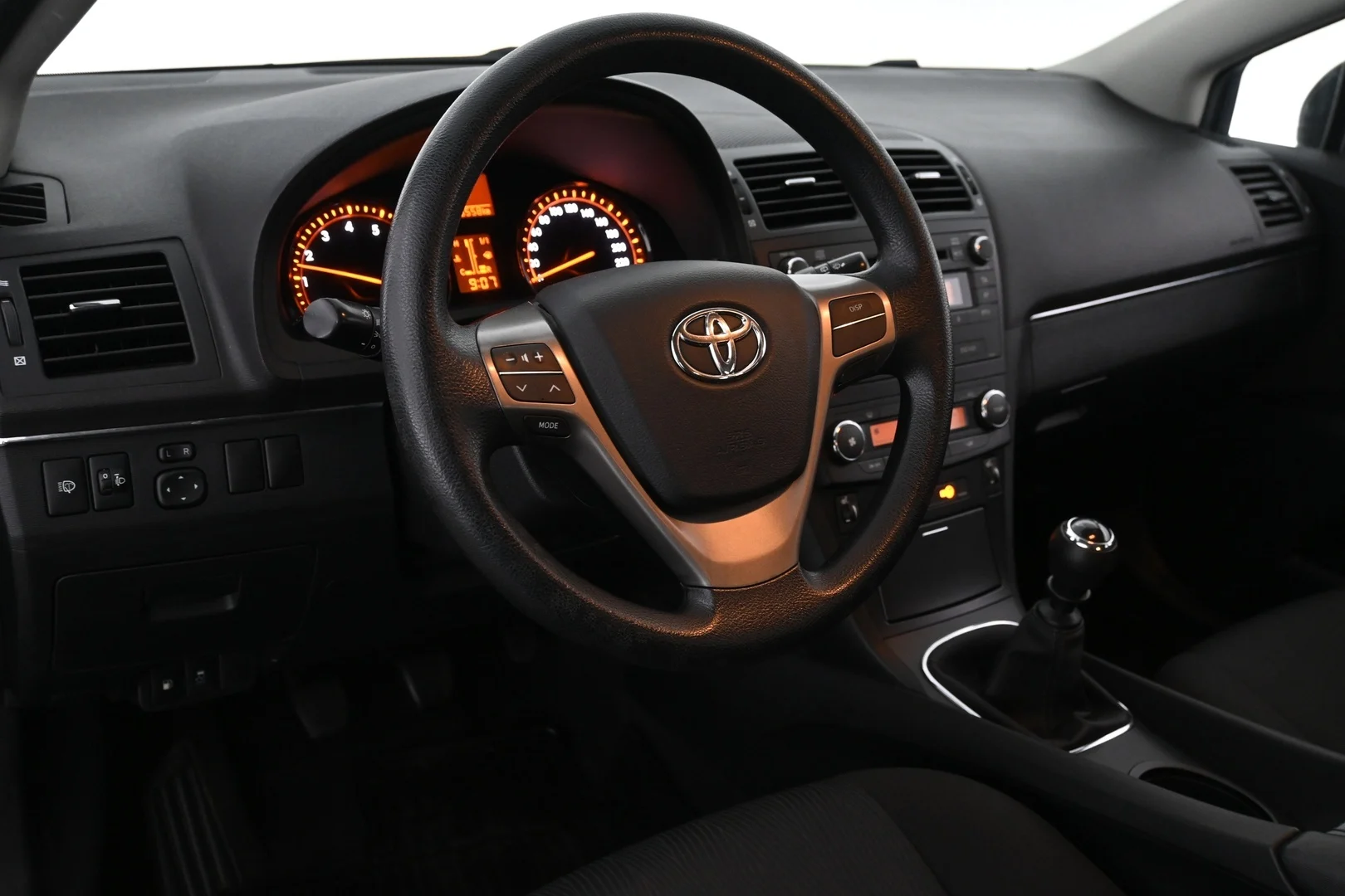 Car Image - 33S9LXYVfcggn4RTO0DTy