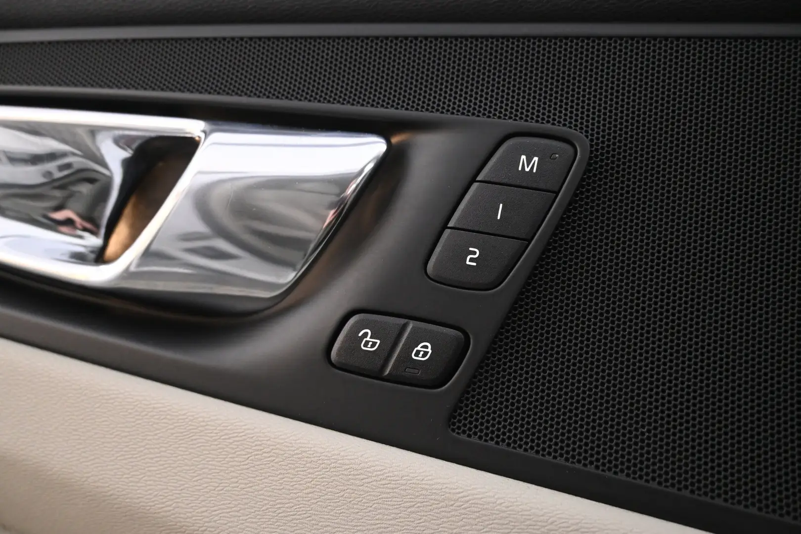 Car Image - 5OL38TqoPiTMCNeRN5oCsI