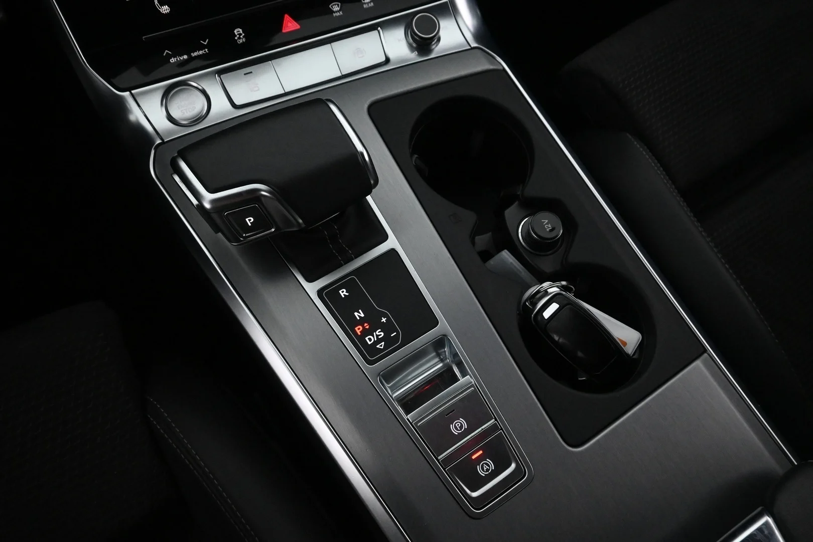 Car Image - 38RPOjEloqJ2WpbzLe2fxR
