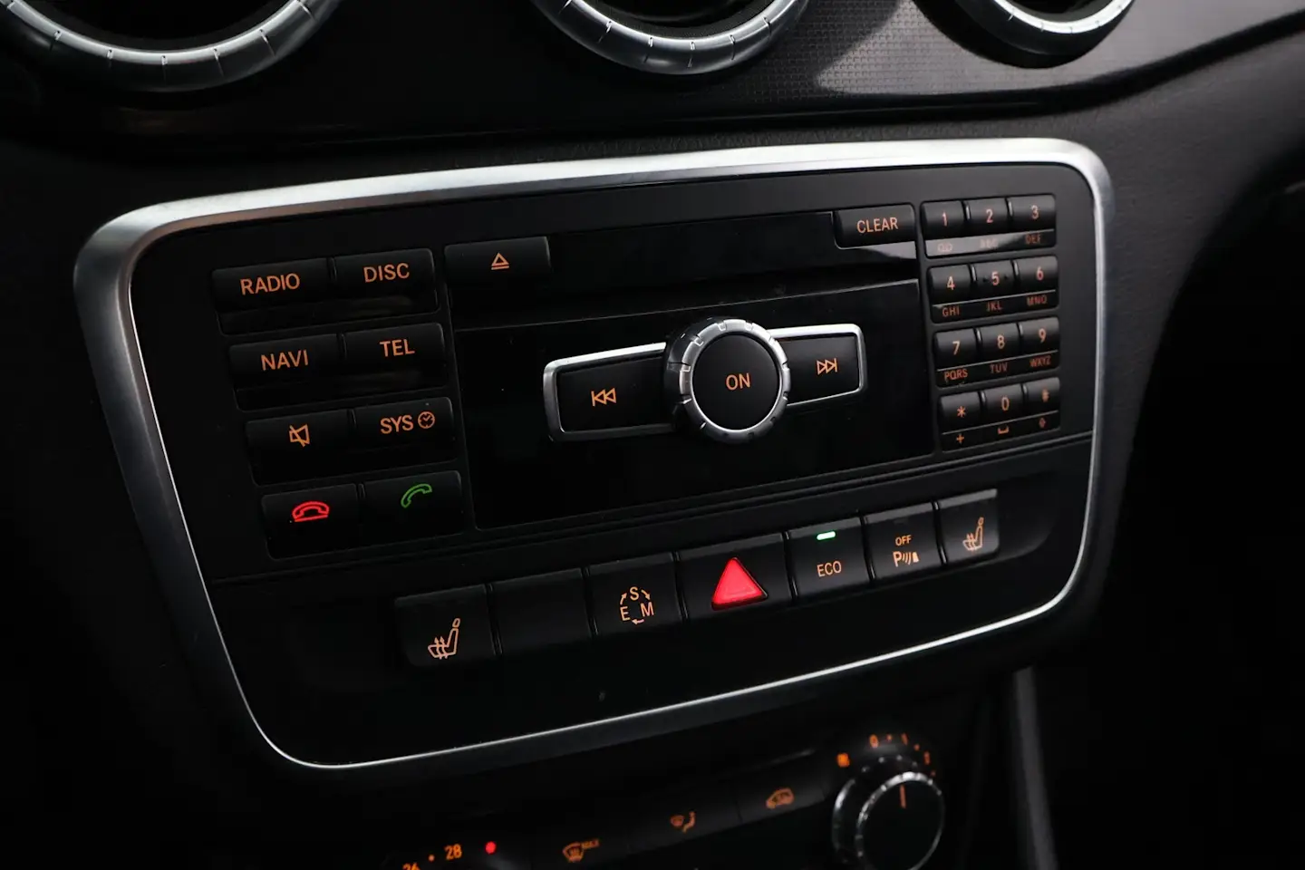 Car Image - 1DB176wg28Jr9Jg69QGBKD