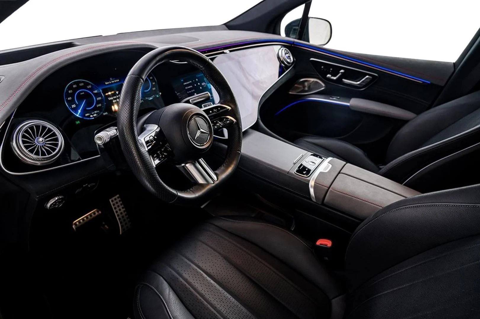 Car Image - LaMzhbgeoQWiXuBElljDU