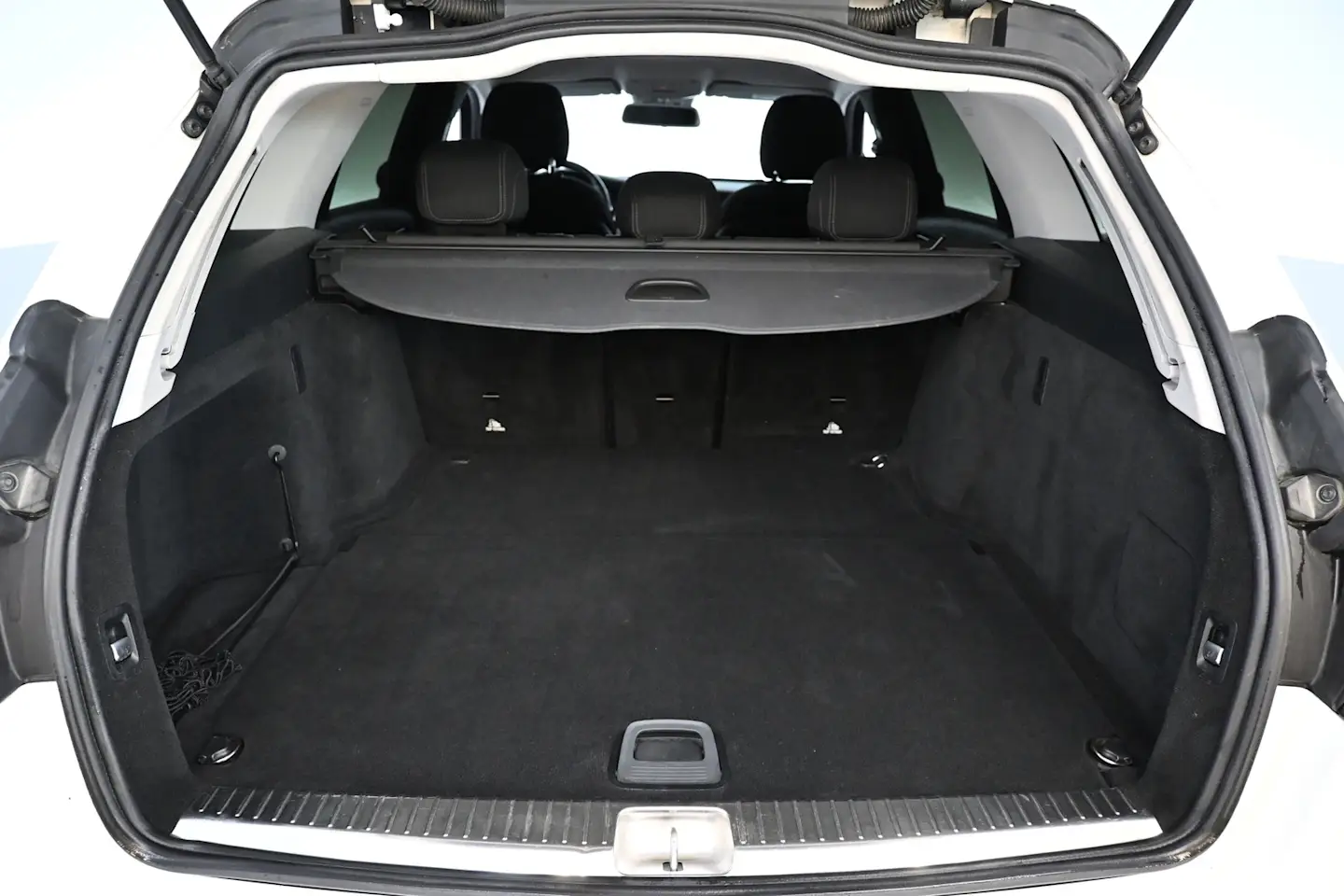 Car Image - 7lRZ0ycyLu7yAIVYkj0iPu