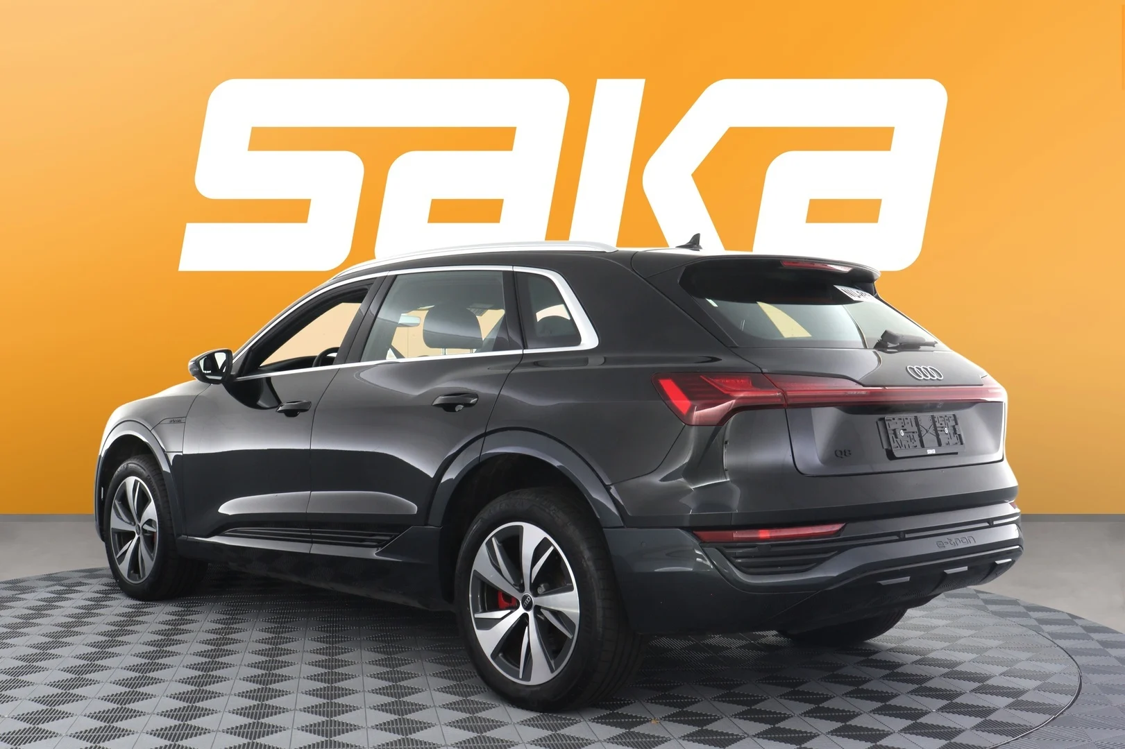 Car Image - ihLIXPh9pOvWQVWaDmMEc
