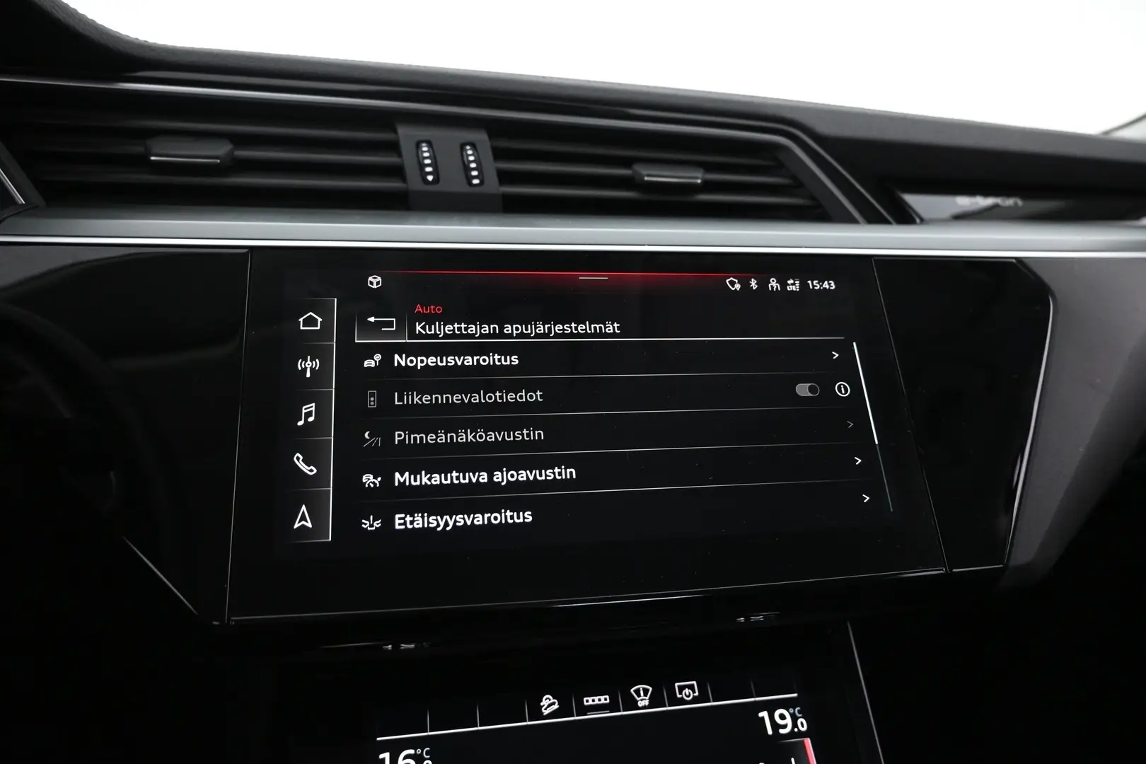 Car Image - 6llDr0O4cYsOYegXKb1o3O