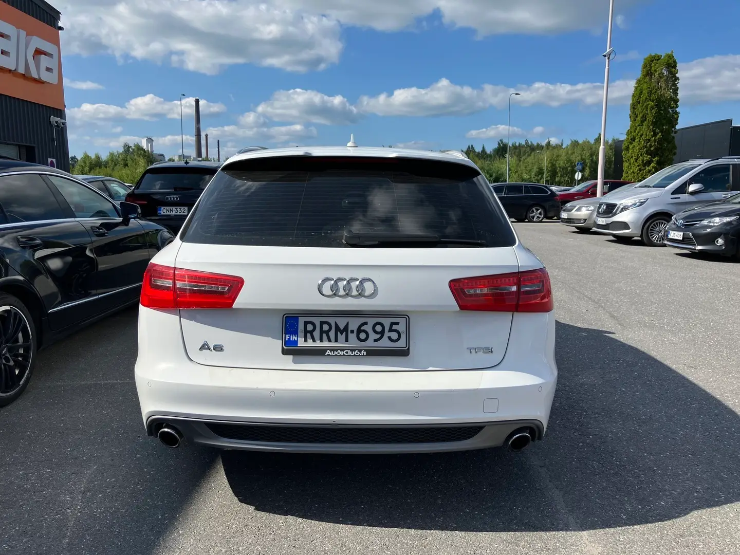 Car Image - 16WXMtGgbHZdRUuDzvqNvV
