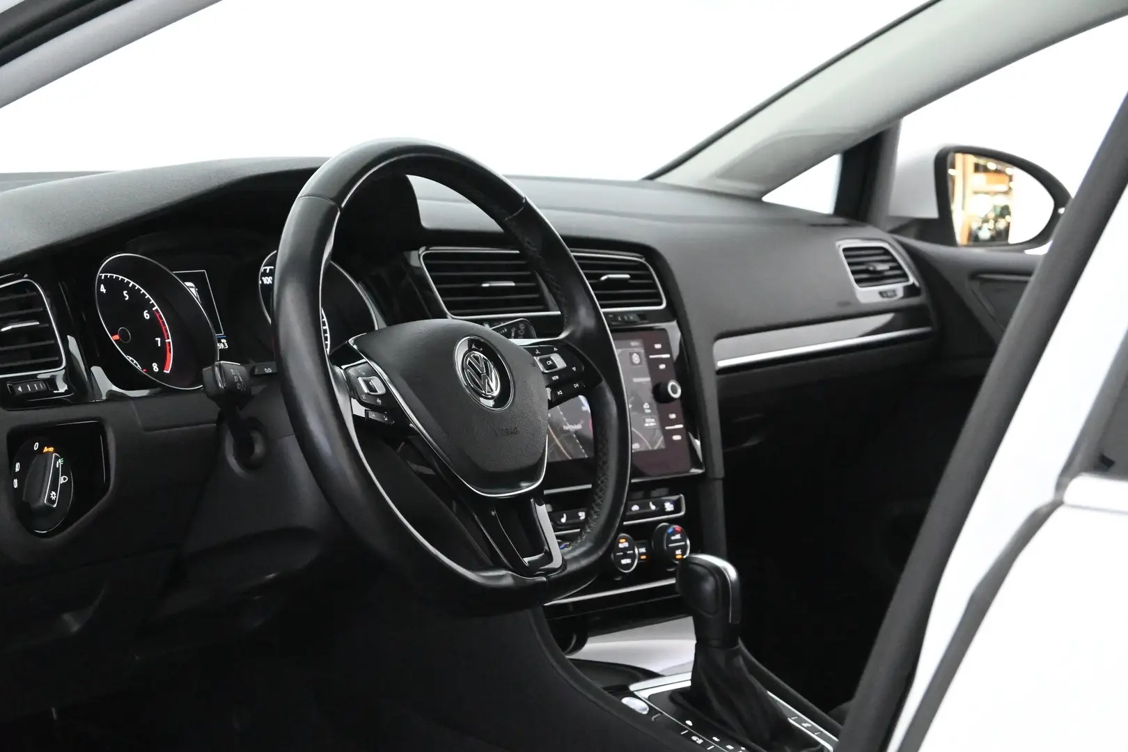 Car Image - 16k2gSKXTK73XJQ30MCVOy