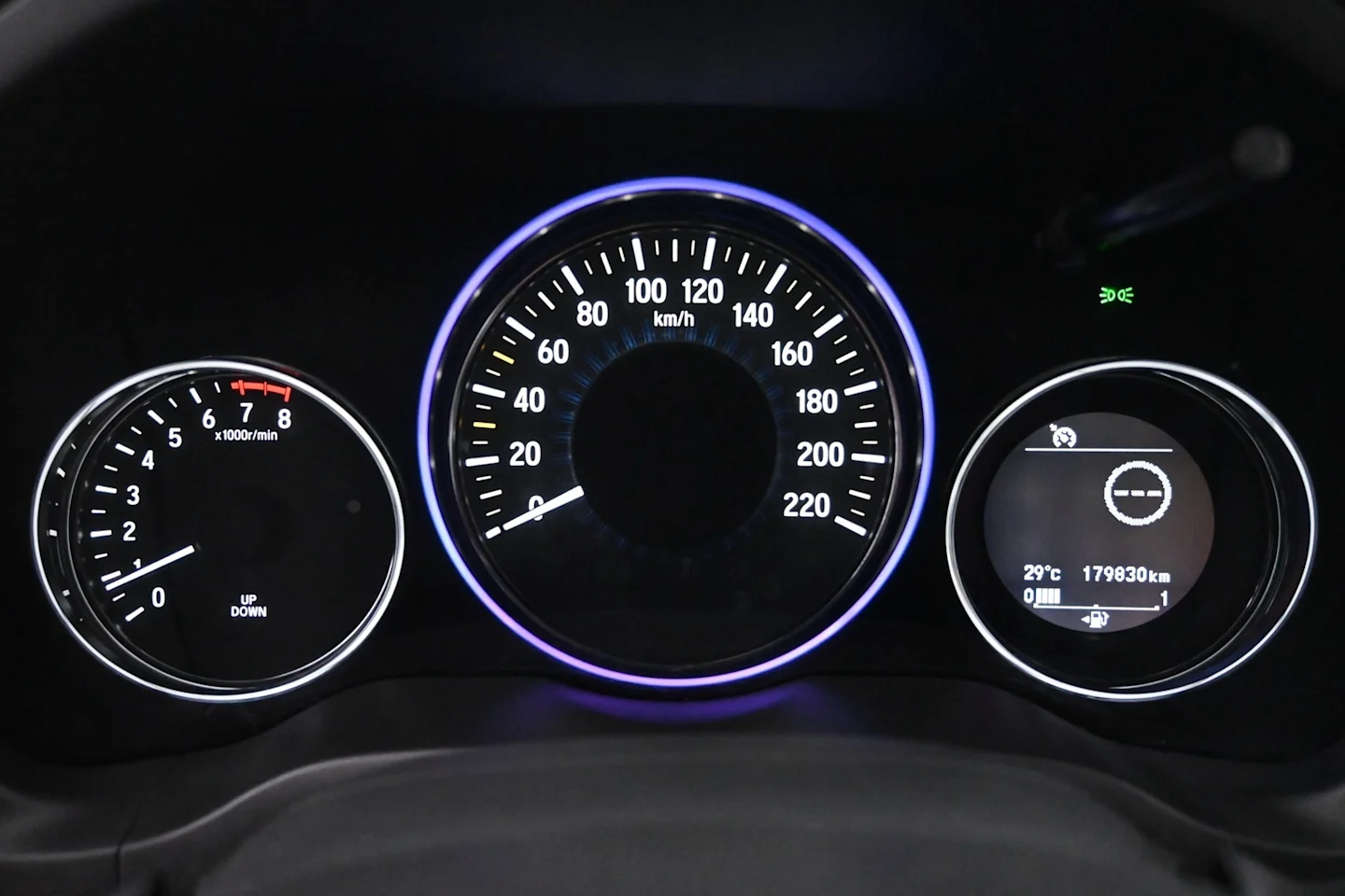 Car Image - 48MO64raa1atqnI1A7fU4F
