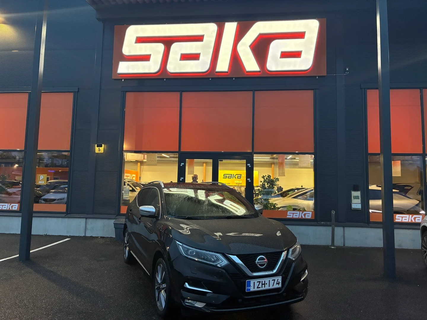 Car Image - 6CldUTI0T5EPeMy7OeJFo7