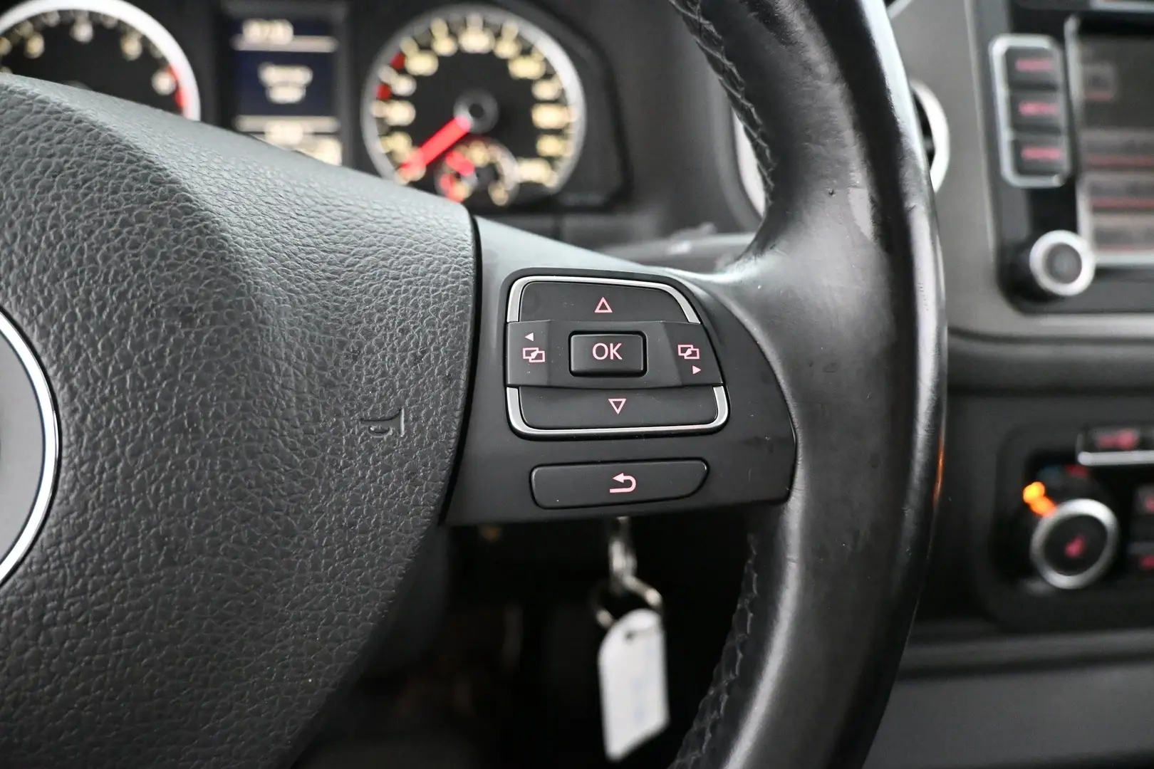 Car Image - 6TrG6ORZfoO1hi8wFGJzmf