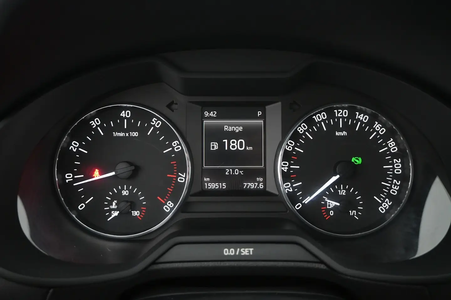 Car Image - 2BawsJ65SxunKi7u7GFmM9
