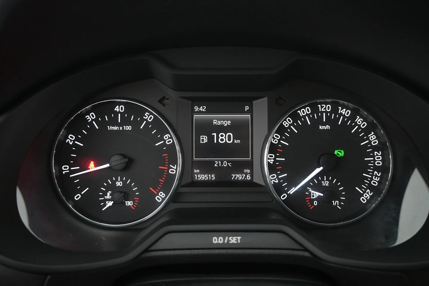 Car Image - 2BawsJ65SxunKi7u7GFmM9