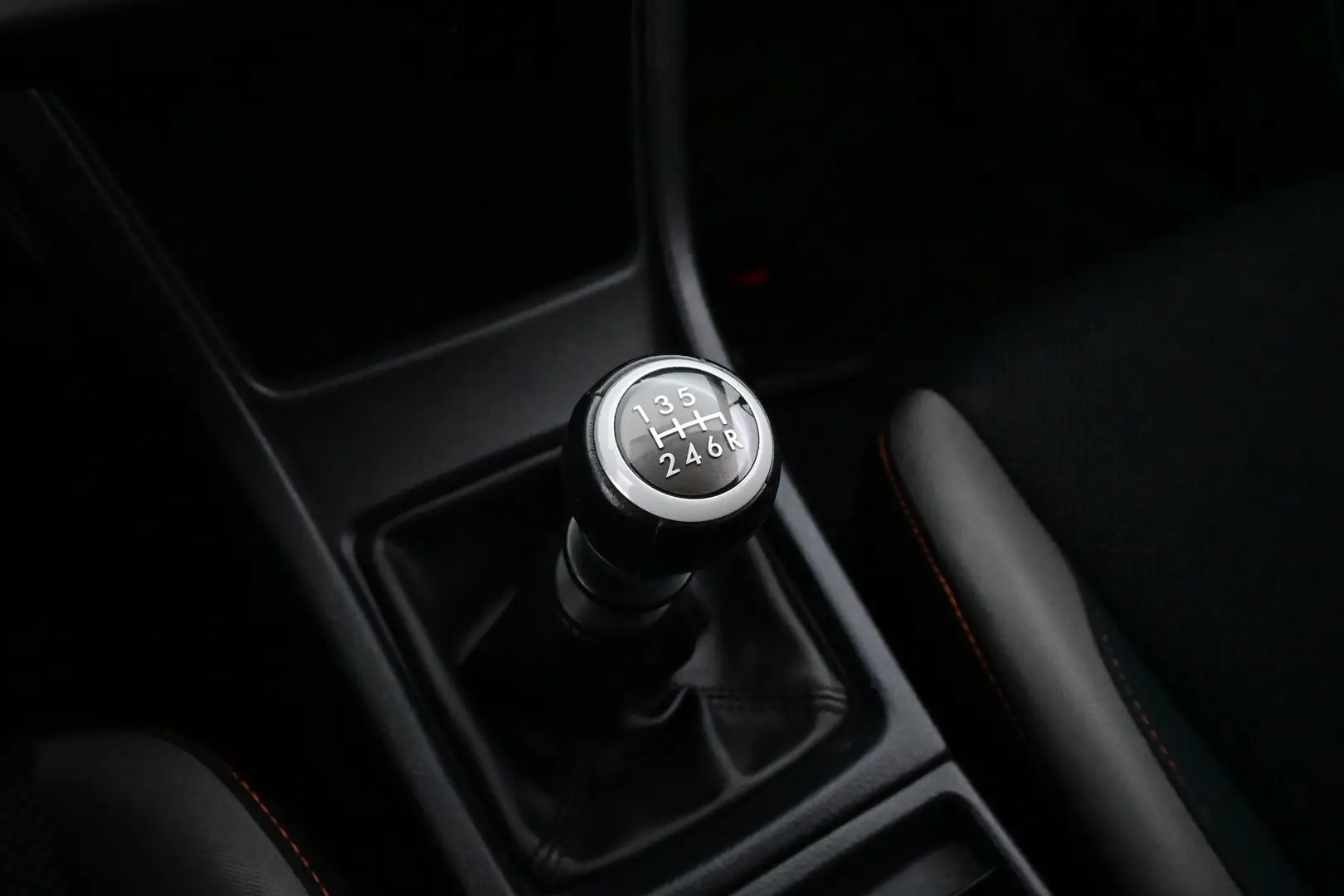 Car Image - 19M2fr5a8EzpOO7DLzUpuu