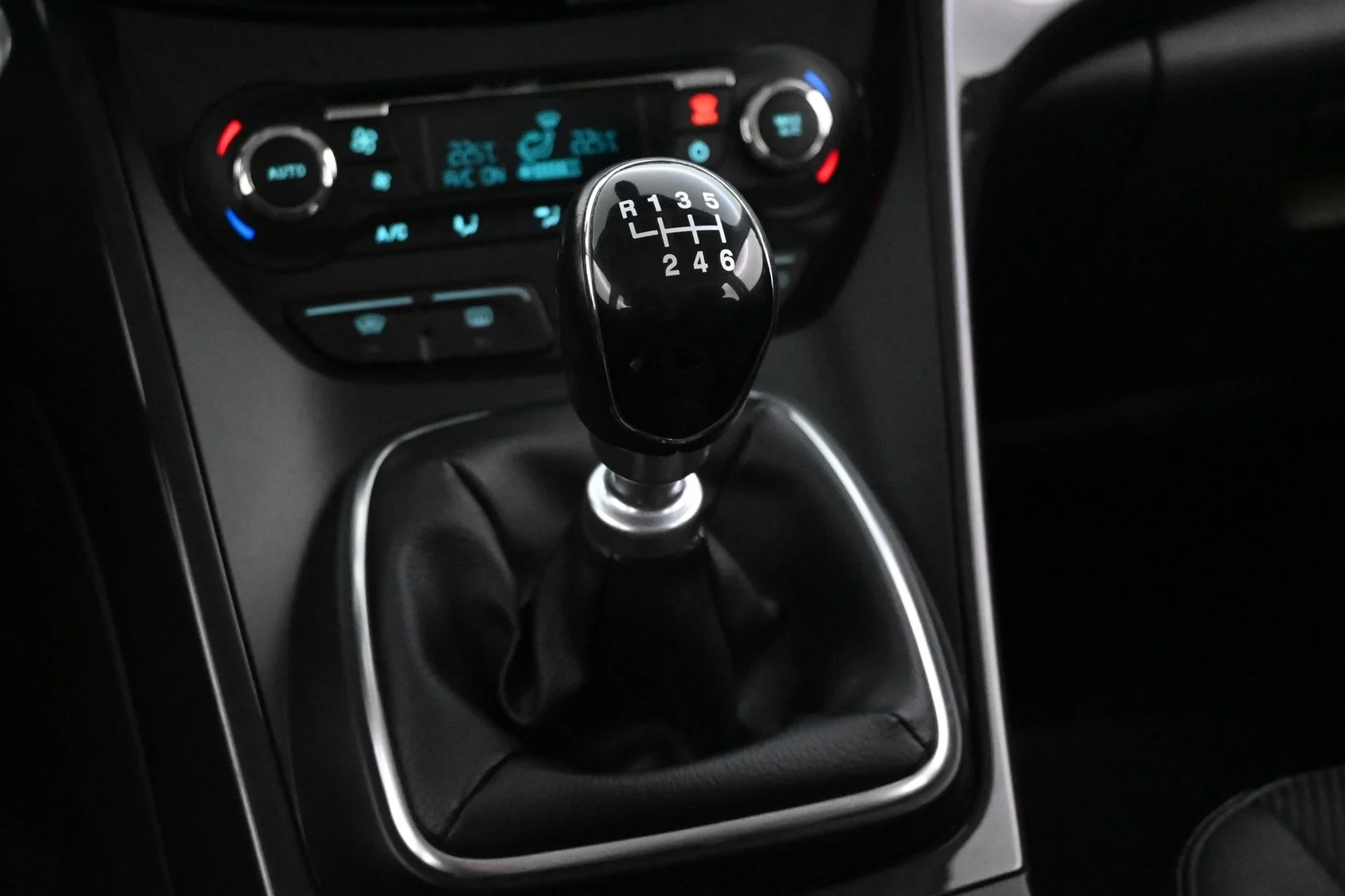 Car Image - 5p5YrHhzIvAyX0lnjOgKRF