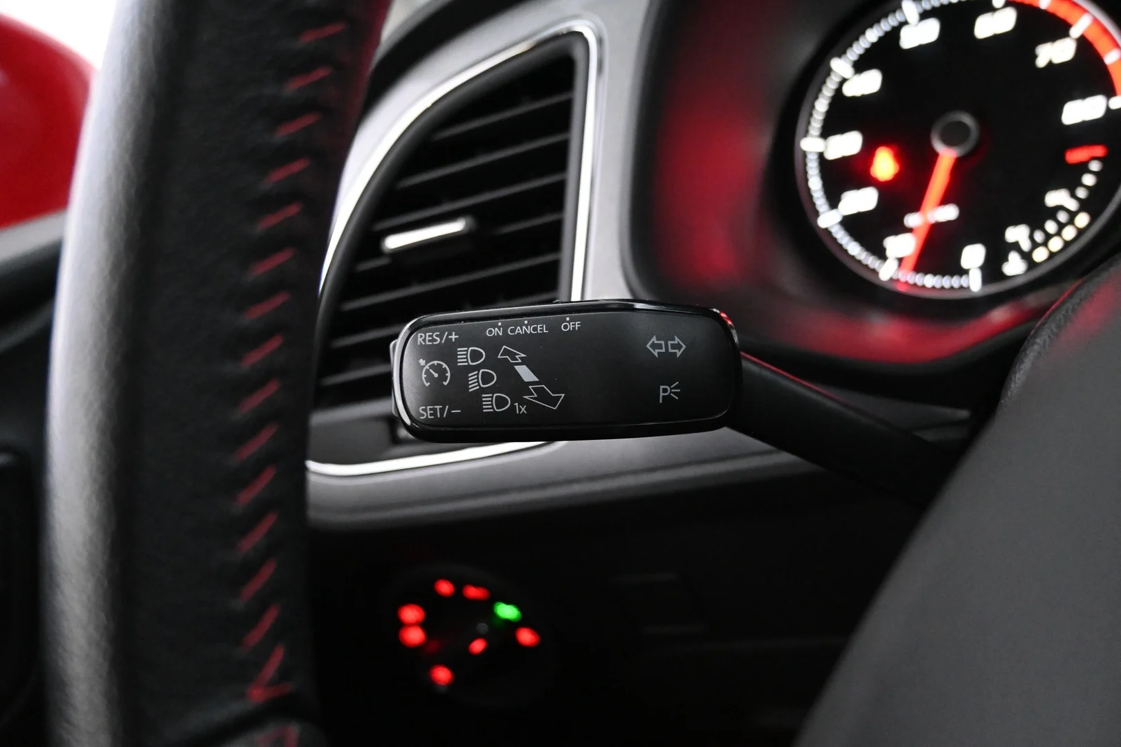 Car Image - 1qrsiY0tzcSMVQoyHjg4cR