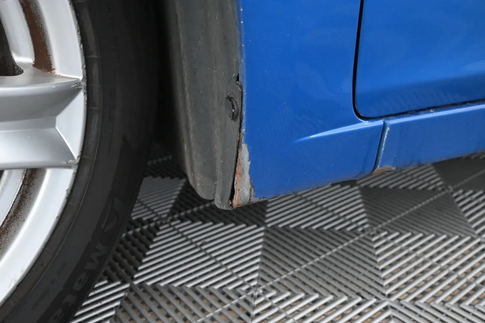 Car Image - yCn4Pn2T88Da9Fnkmt7YL