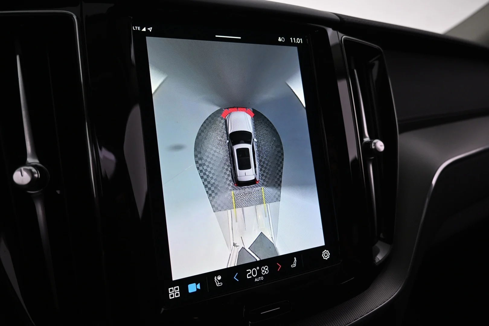Car Image - 1aws4qwXzAG7Jqu1txr3cW