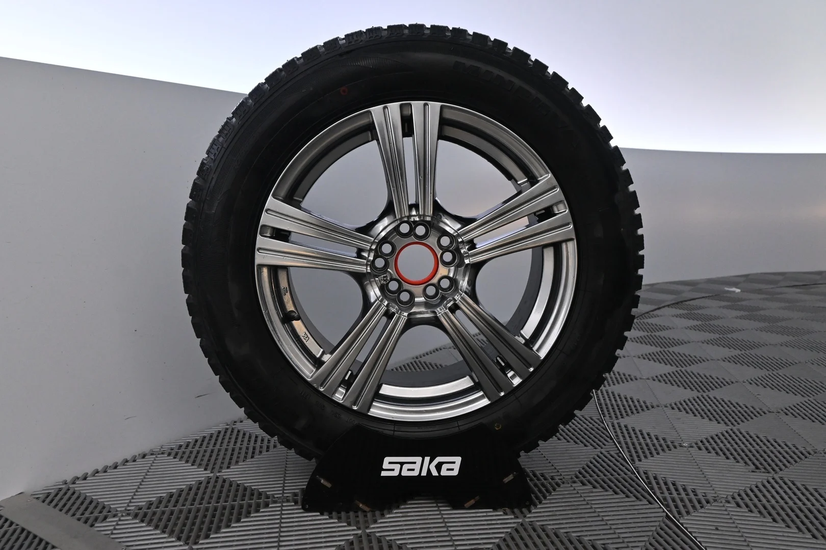 Car Image - 7l69kXpP6YWqr22azIRoBq