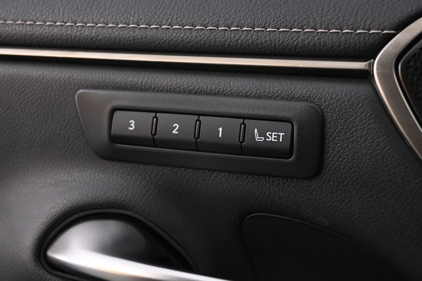 Car Image - 317htcsYAVpnjOc4mMGSsM