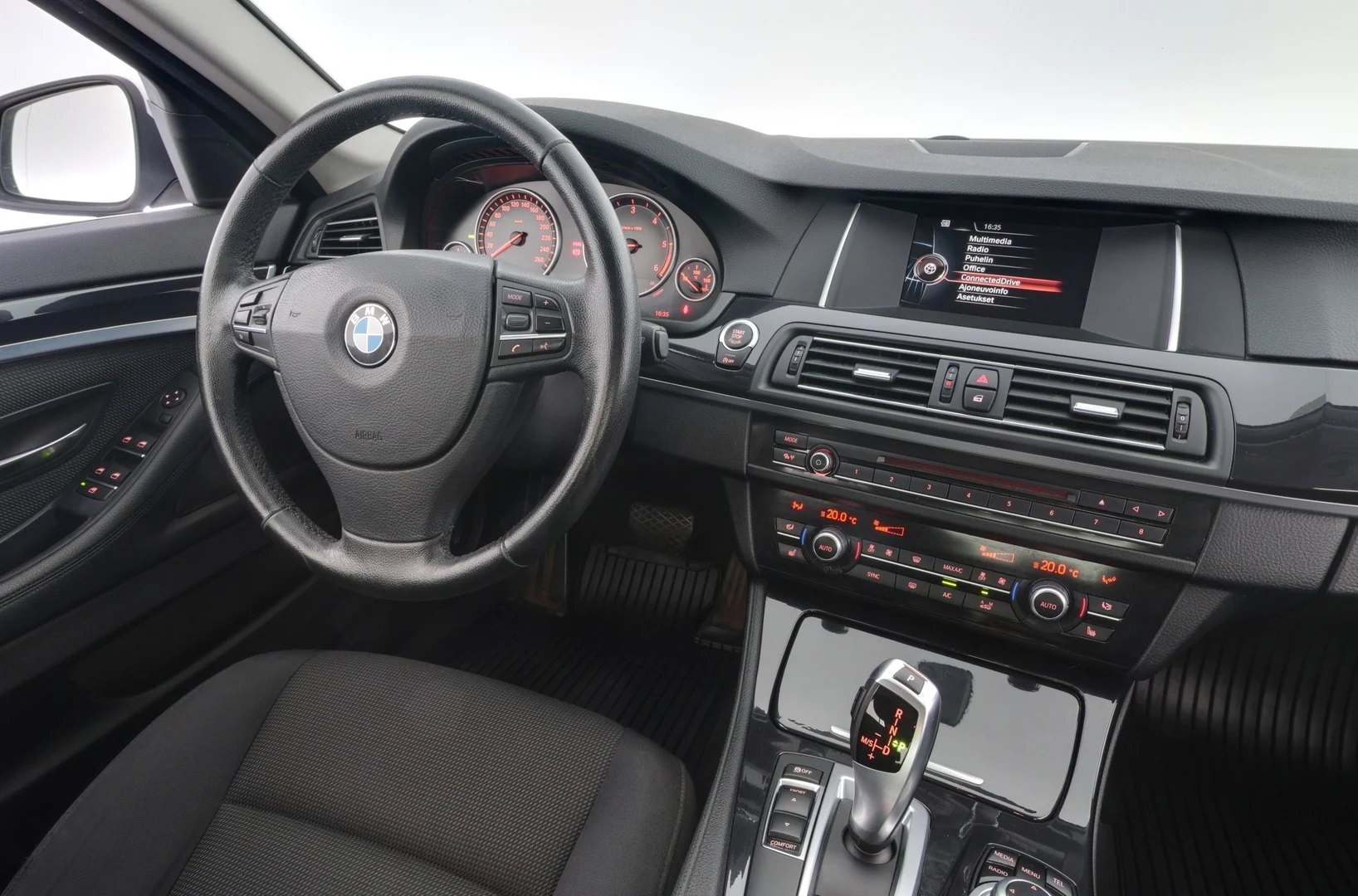 Car Image - 7LUTwJHigSJiHn3vPLKY35