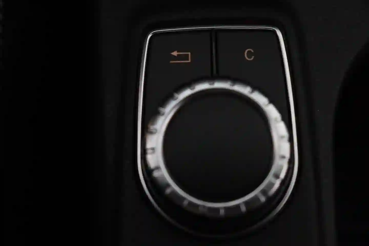 Car Image - 51cRJykF0GJrmlodiHgir0