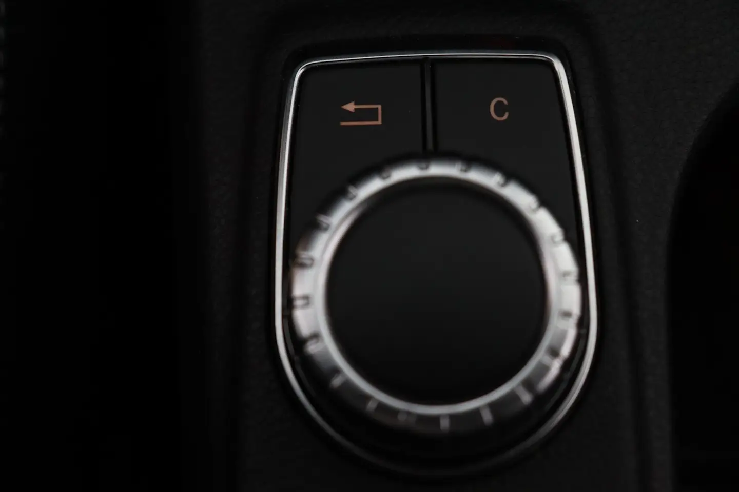 Car Image - 51cRJykF0GJrmlodiHgir0