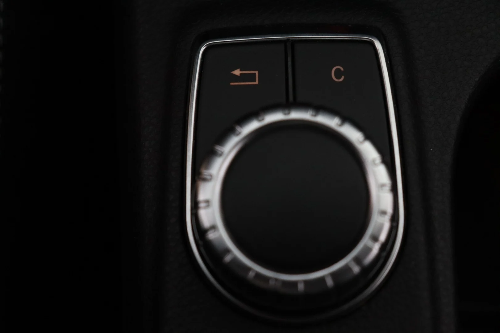 Car Image - 51cRJykF0GJrmlodiHgir0