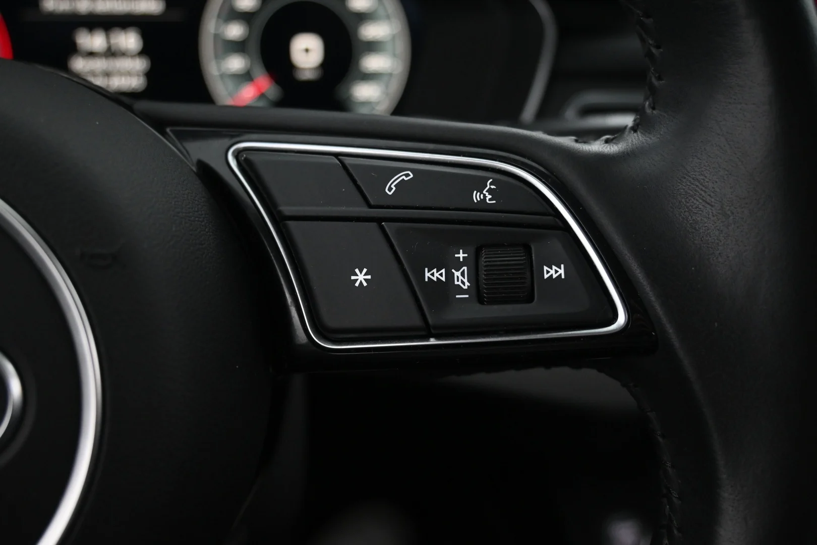 Car Image - 4Sk2l5YsqCTsvWcur196Ix