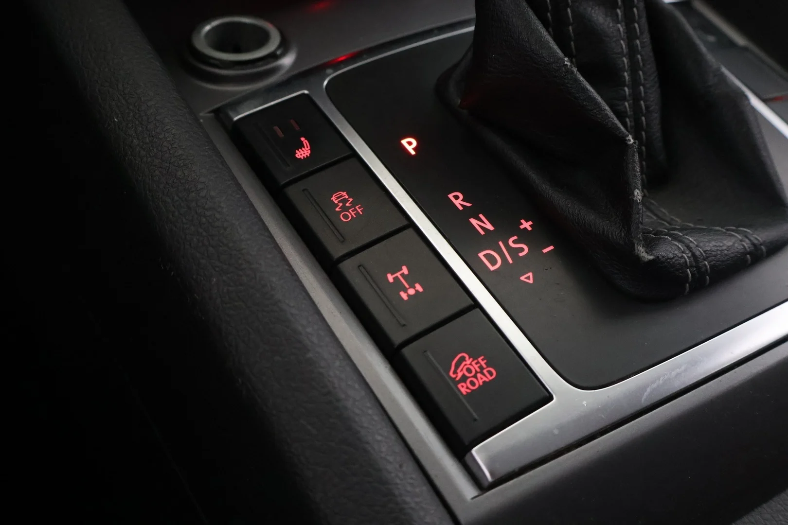 Car Image - 5347cMN4wiGOxn8dyDA4sZ